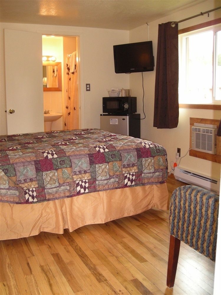 Falls Motel Thompson Falls Extérieur photo